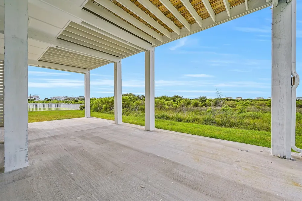 25943 Bay Breeze Drive Galveston, TX 77554