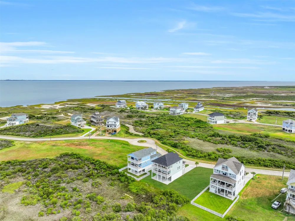 25943 Bay Breeze Drive Galveston, TX 77554