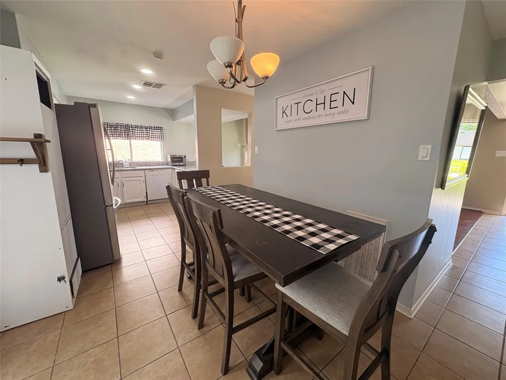 2118 Hilton Head Drive Missouri City, TX 77459