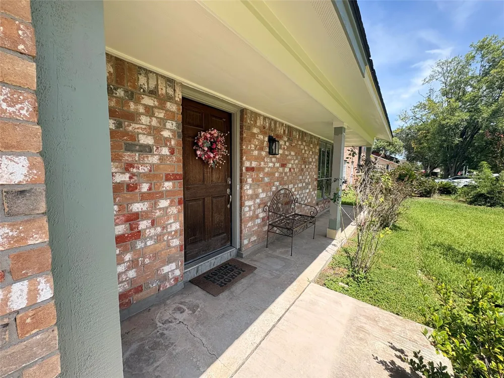 2118 Hilton Head Drive Missouri City, TX 77459