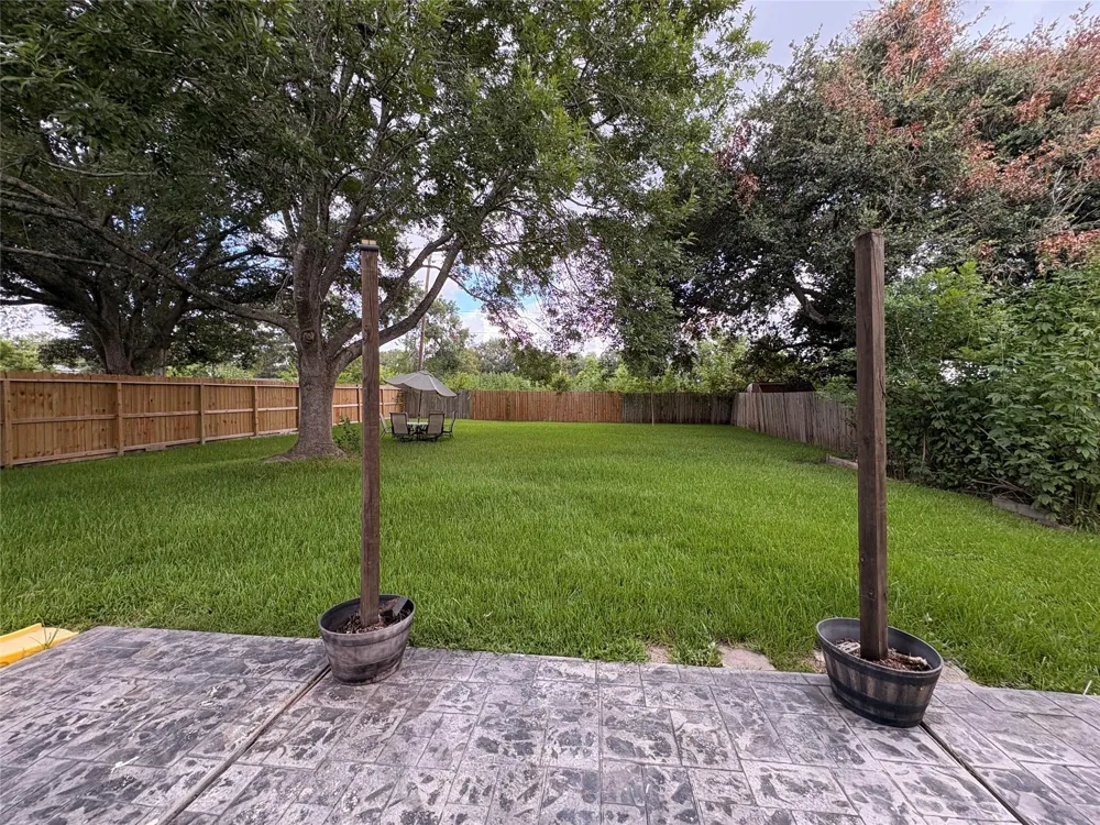 2118 Hilton Head Drive Missouri City, TX 77459