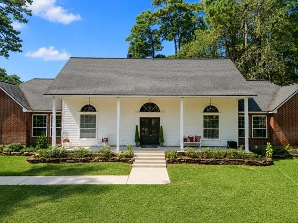 14131 Lakepoint Drive Willis, TX 77318