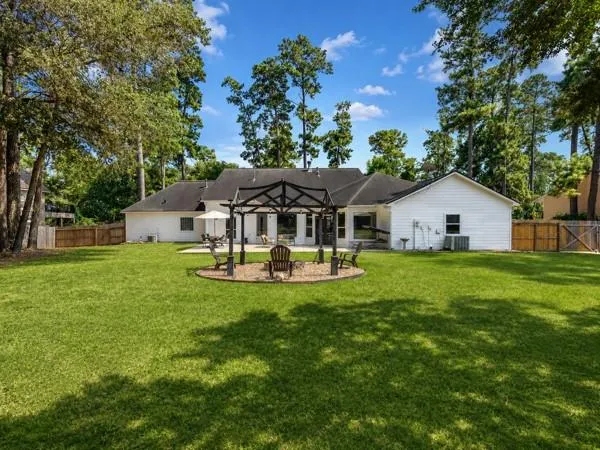 14131 Lakepoint Drive Willis, TX 77318