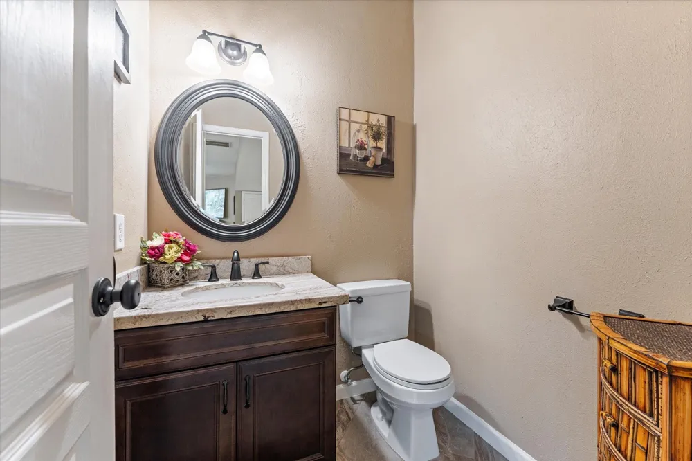 50 Hollylaurel Circle The Woodlands, TX 77382