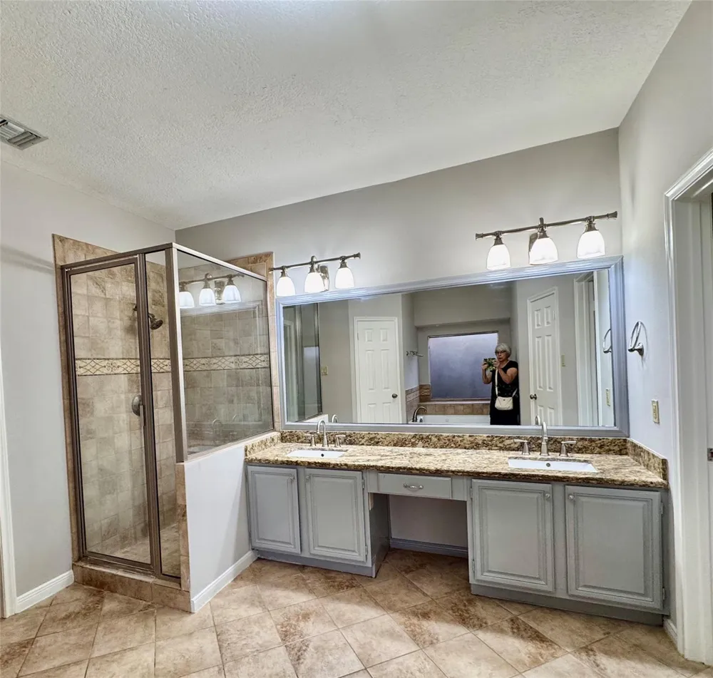 2623 Double Lake Drive Missouri City, TX 77459