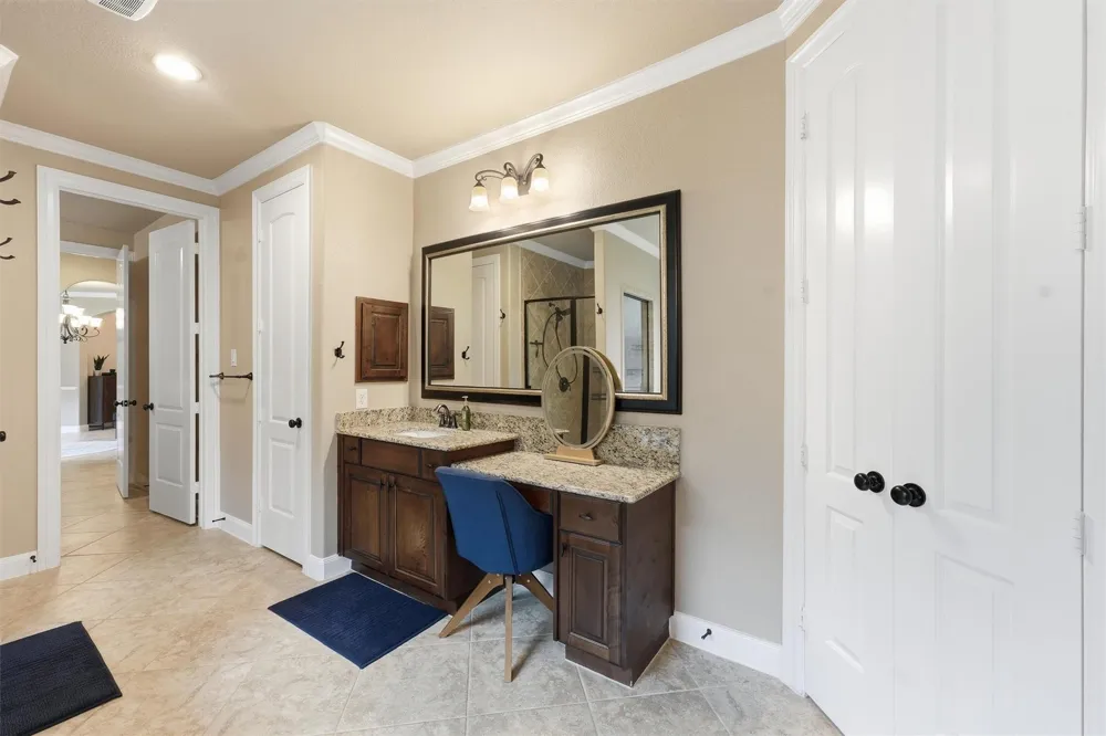 210 Fox Squirrel Court Pinehurst, TX 77362