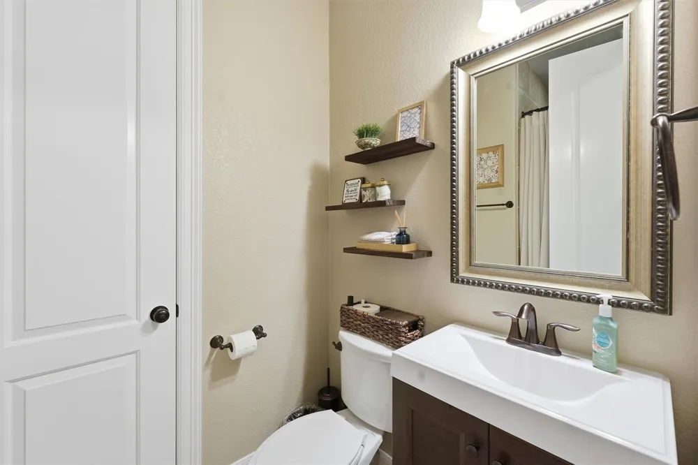 210 Fox Squirrel Court Pinehurst, TX 77362