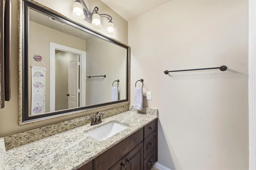 210 Fox Squirrel Court Pinehurst, TX 77362