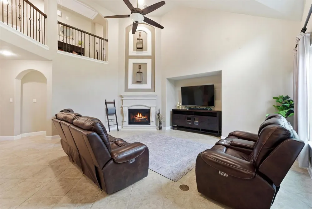 210 Fox Squirrel Court Pinehurst, TX 77362