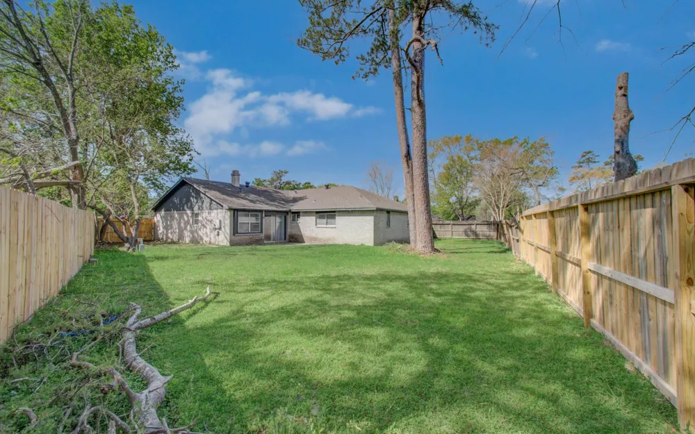 7015 Maple Fox Drive Humble, TX 77338