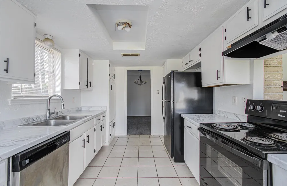 7015 Maple Fox Drive Humble, TX 77338