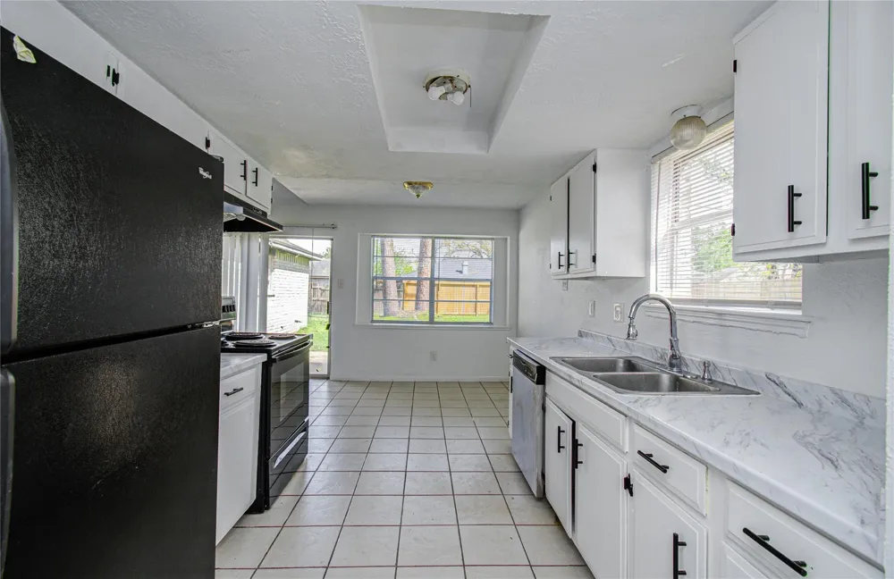 7015 Maple Fox Drive Humble, TX 77338