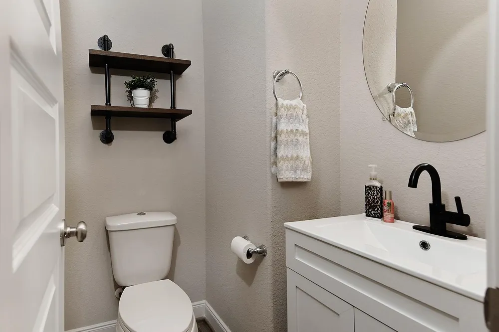 2111 Woodland Elm Lane Conroe, TX 77384