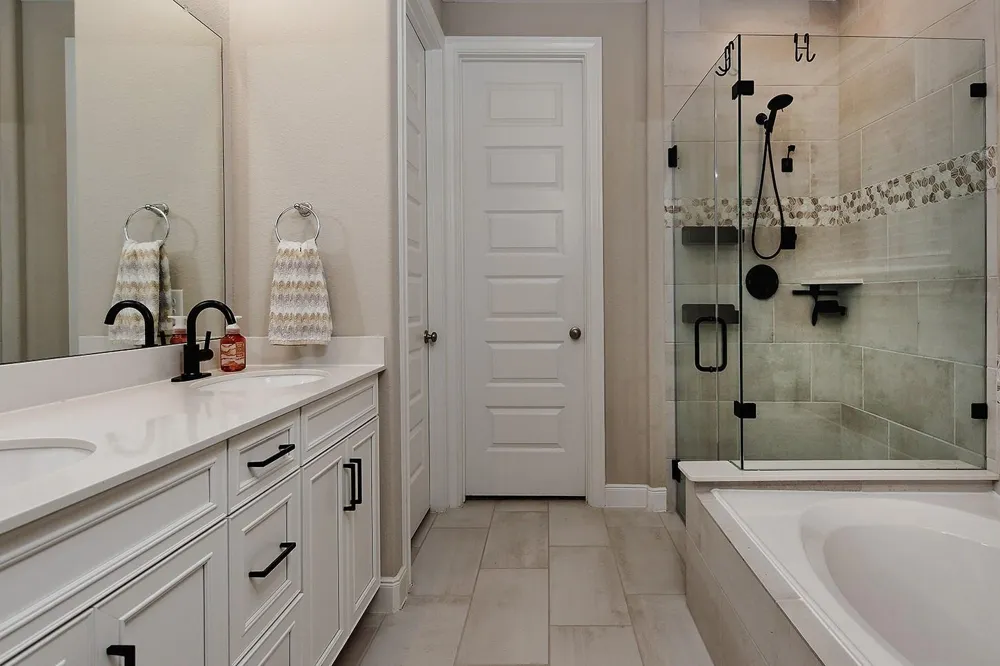 2111 Woodland Elm Lane Conroe, TX 77384
