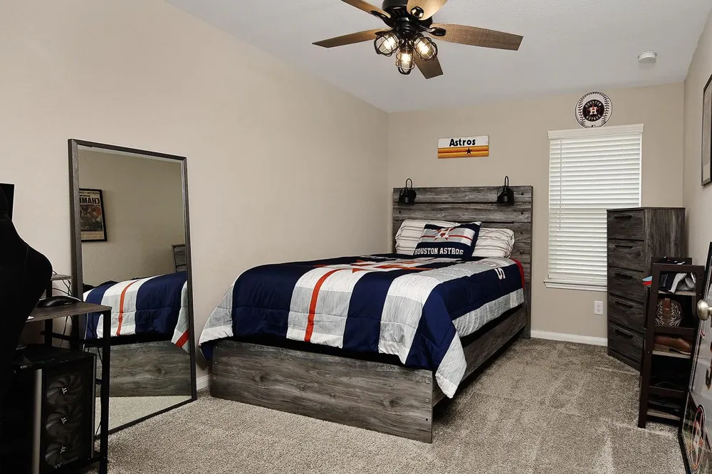 2111 Woodland Elm Lane Conroe, TX 77384
