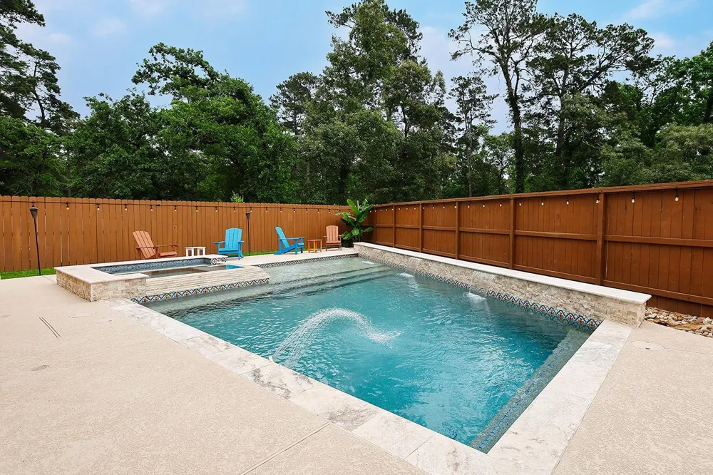 2111 Woodland Elm Lane Conroe, TX 77384