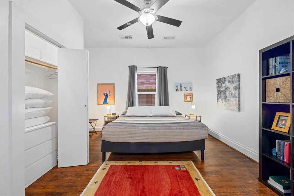 519 Allston Street Houston, TX 77007
