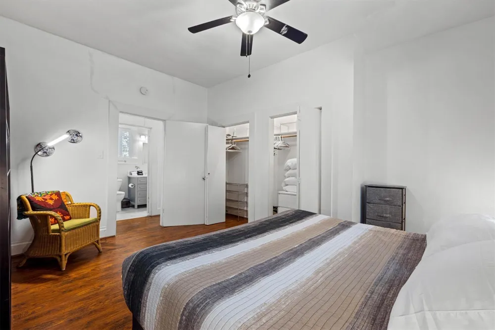 519 Allston Street Houston, TX 77007