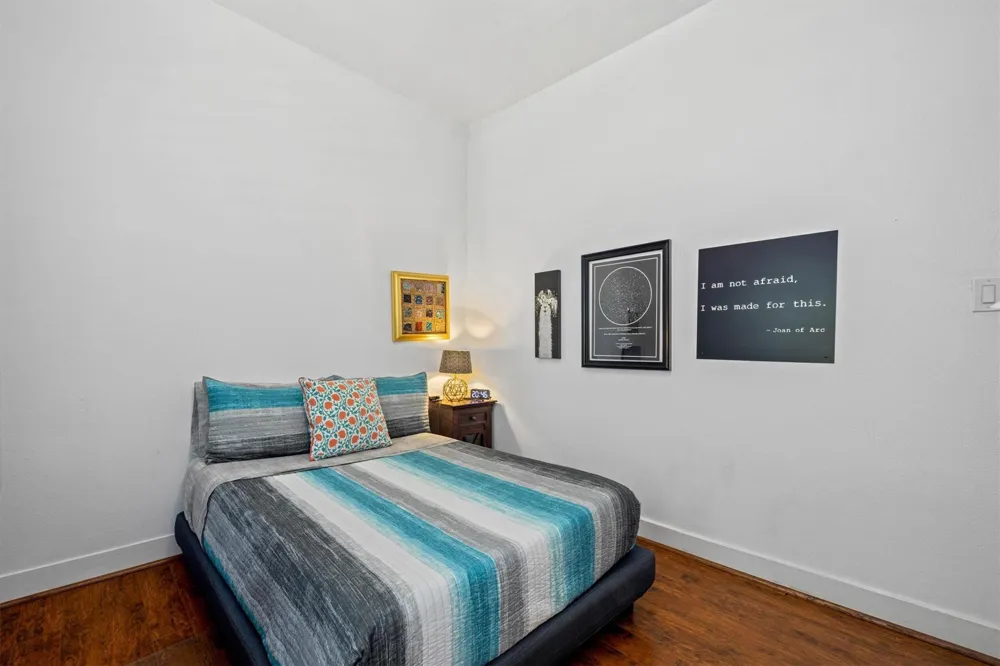 519 Allston Street Houston, TX 77007