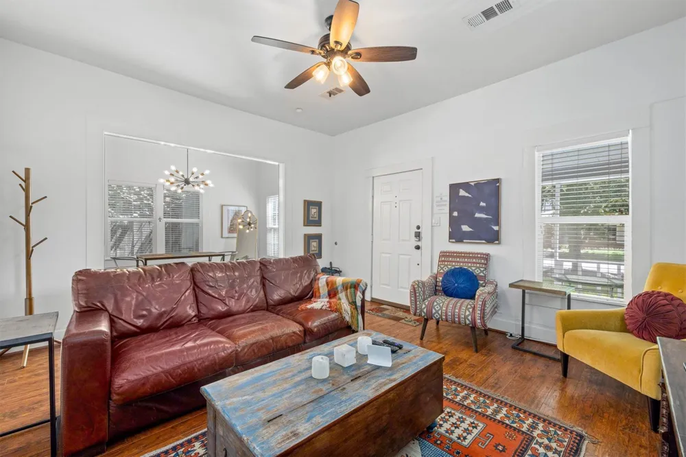 519 Allston Street Houston, TX 77007