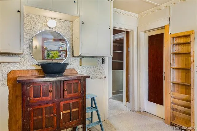 135 S Main Street Alma, CO 80420