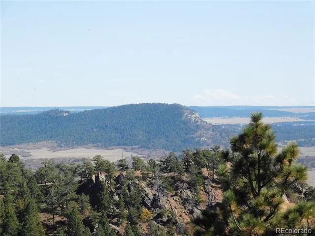 13886 Boulder Lane Larkspur, CO 80118