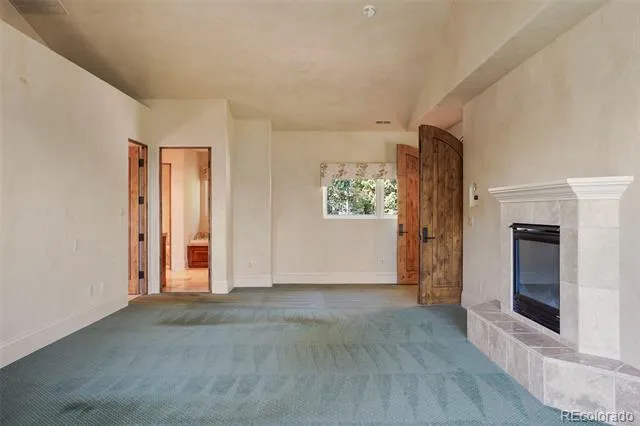 4890 Broadlake View Colorado Springs, CO 80906