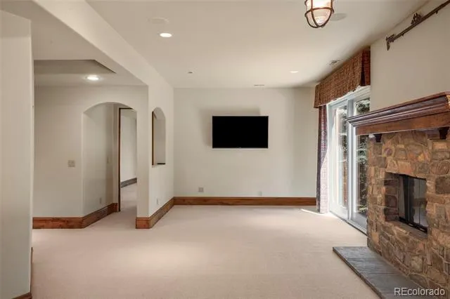 4890 Broadlake View Colorado Springs, CO 80906