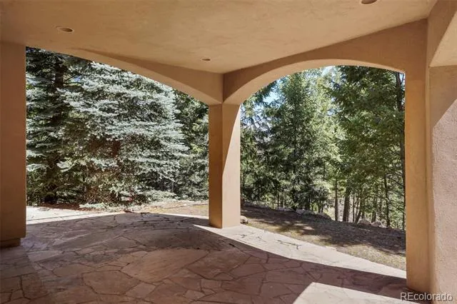 4890 Broadlake View Colorado Springs, CO 80906