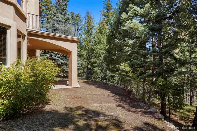 4890 Broadlake View Colorado Springs, CO 80906