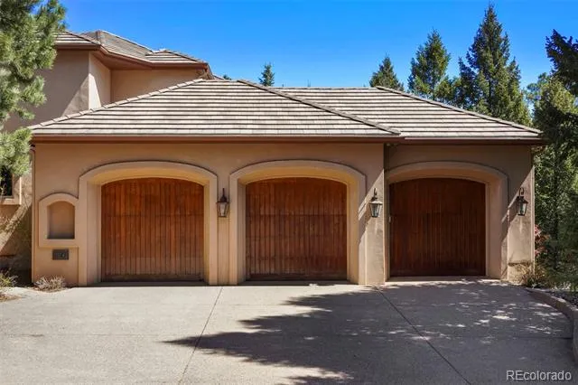 4890 Broadlake View Colorado Springs, CO 80906