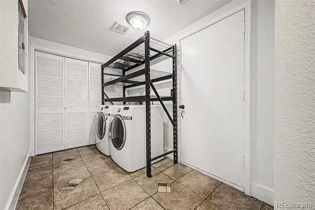 426 Anvil Way Golden, CO 80401
