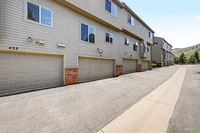 426 Anvil Way Golden, CO 80401