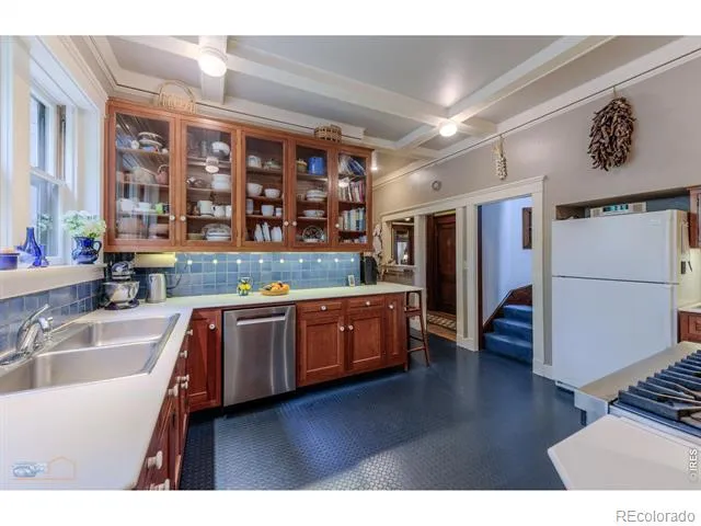 604 Mapleton Avenue Boulder, CO 80304