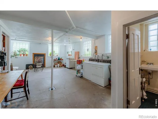 604 Mapleton Avenue Boulder, CO 80304