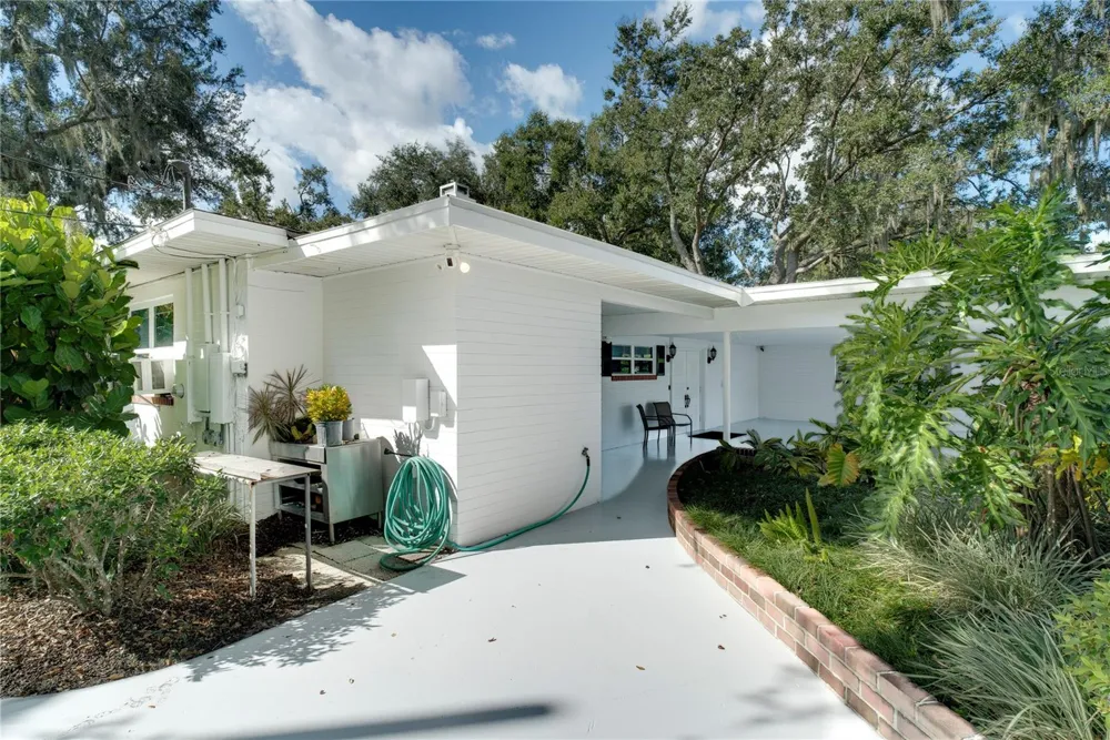 241 DILLARD STREET Winter Garden, FL 34787