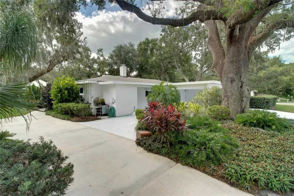 241 DILLARD STREET Winter Garden, FL 34787
