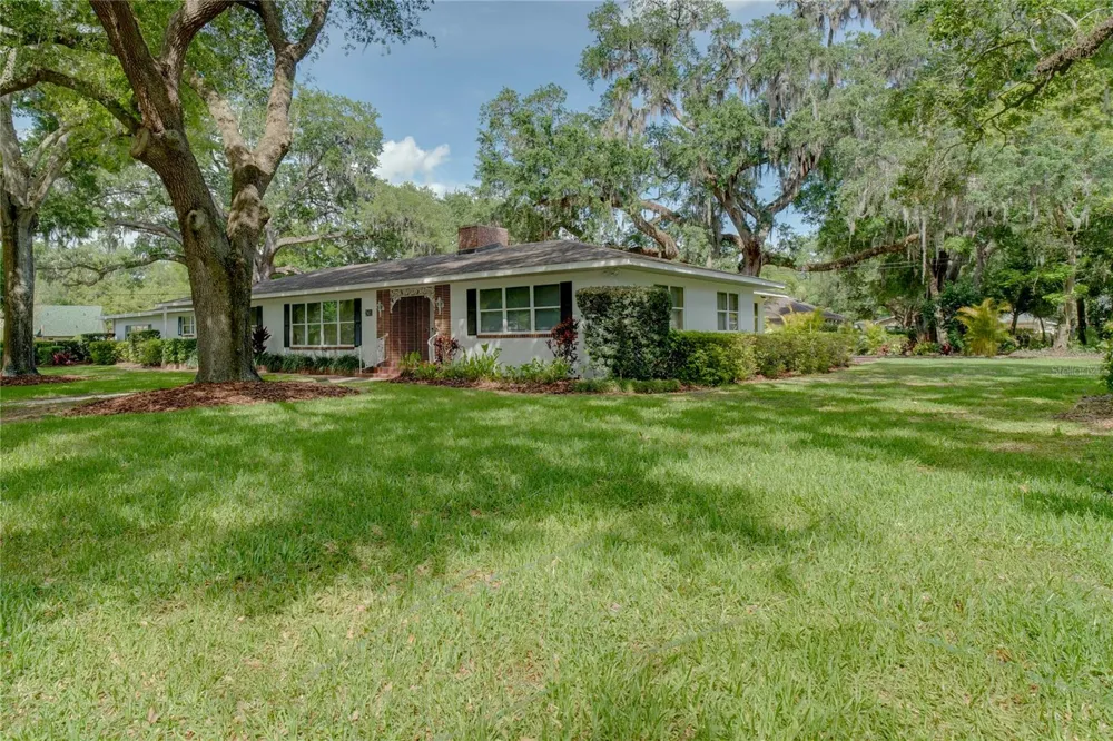 241 DILLARD STREET Winter Garden, FL 34787