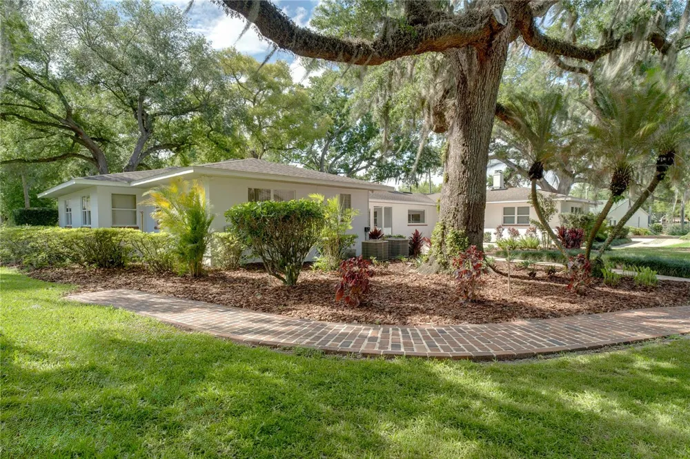 241 DILLARD STREET Winter Garden, FL 34787