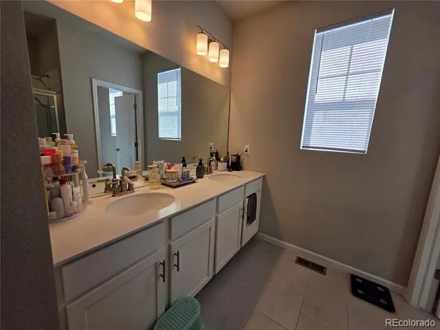54889 E 31st Avenue Strasburg, CO 80136