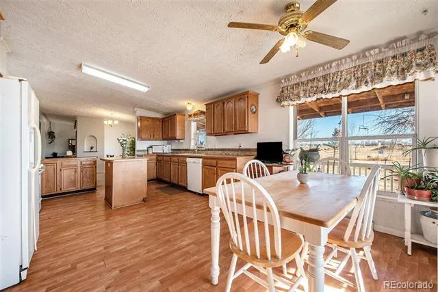 2832 County Road 20 Longmont, CO 80504