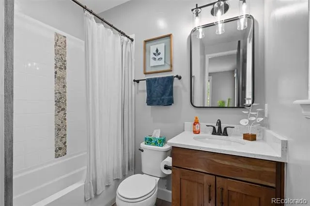 7979 S Jackson Gap Street Aurora, CO 80016