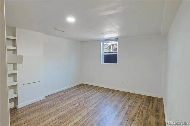 5740 S Fox Street Littleton, CO 80120