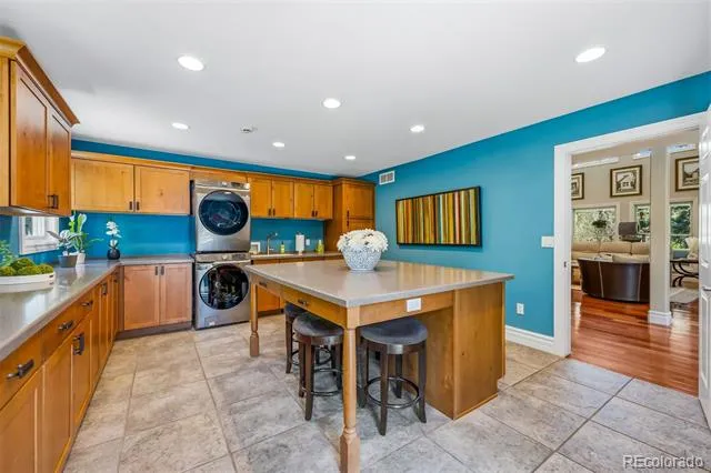 2627 E Willamette Lane Greenwood Village, CO 80121