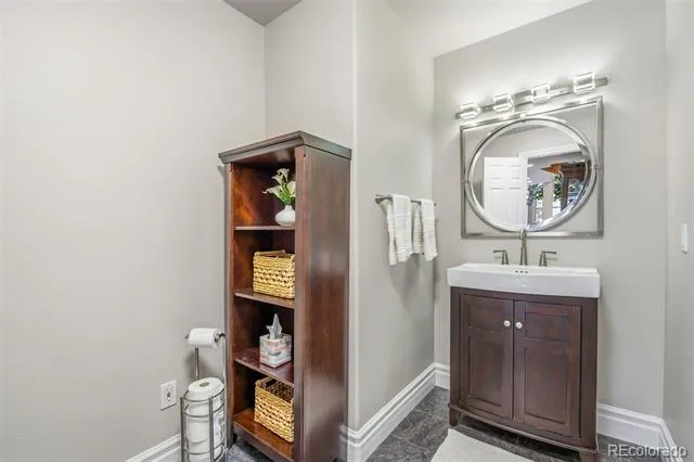 2627 E Willamette Lane Greenwood Village, CO 80121