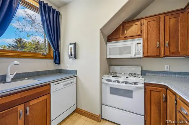 2627 E Willamette Lane Greenwood Village, CO 80121