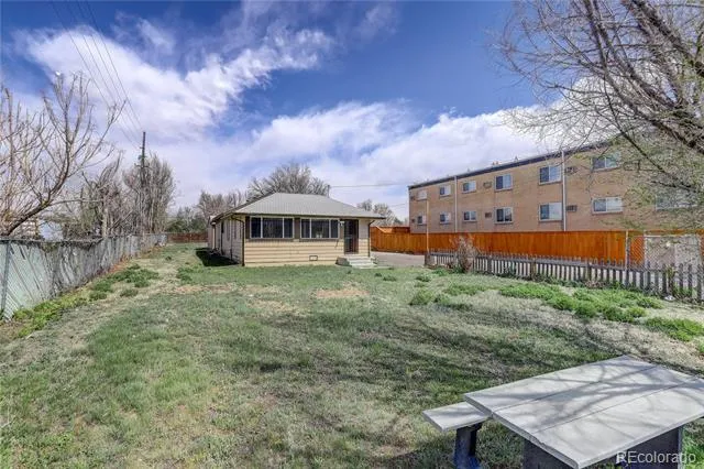 1440 Moline Street Aurora, CO 80010