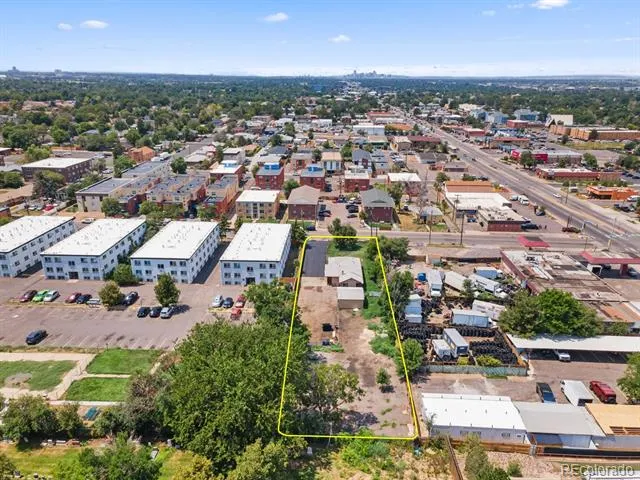 1440 Moline Street Aurora, CO 80010