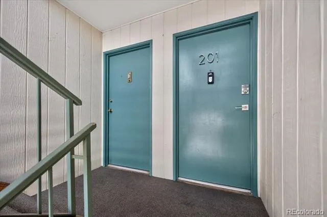 2150 S Vaughn Way #202D Aurora, CO 80014