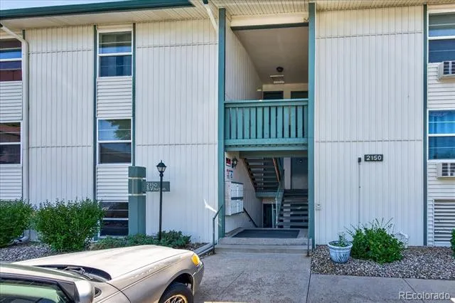 2150 S Vaughn Way #202D Aurora, CO 80014